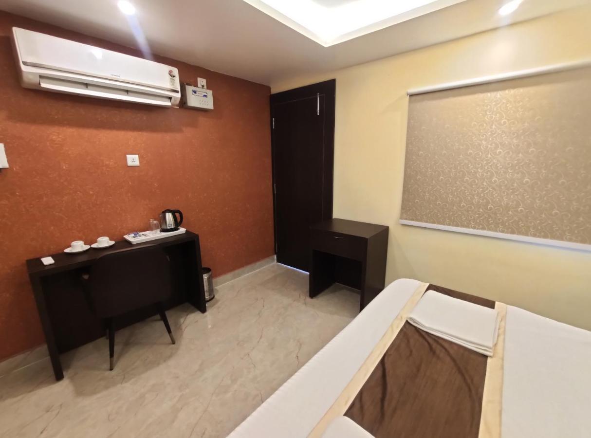 Готель Royal View Residency Бодх-Гая Екстер'єр фото