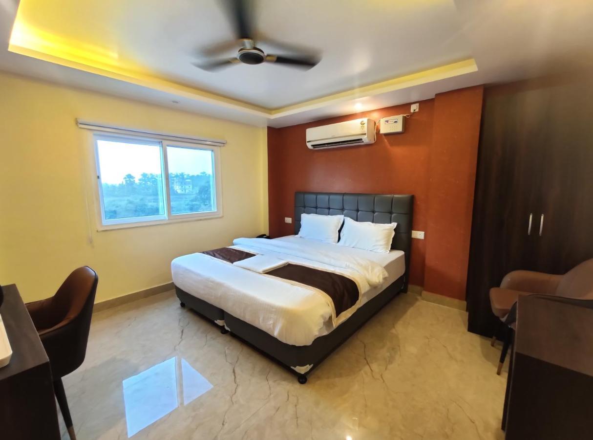 Готель Royal View Residency Бодх-Гая Екстер'єр фото
