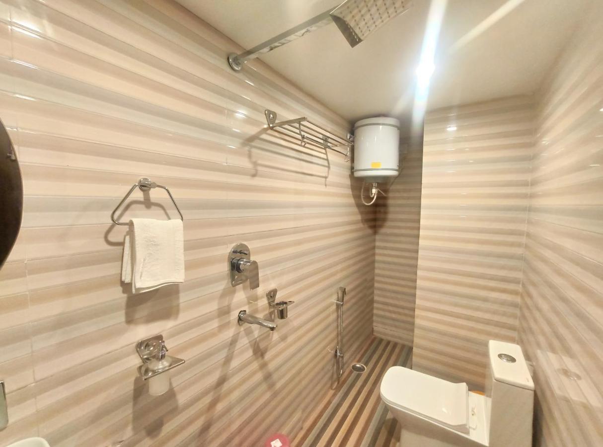 Готель Royal View Residency Бодх-Гая Екстер'єр фото